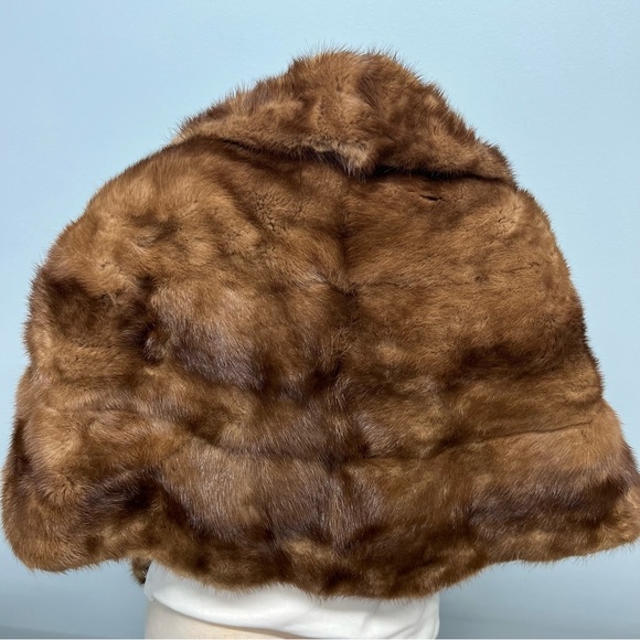 Lovely Vintage Cain-Sloan Co. Nashville Fur Stole - Picture 7 of 13